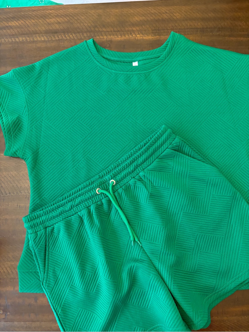 Dokotoo Women’s Green Short Sleeve Top & Shorts Set